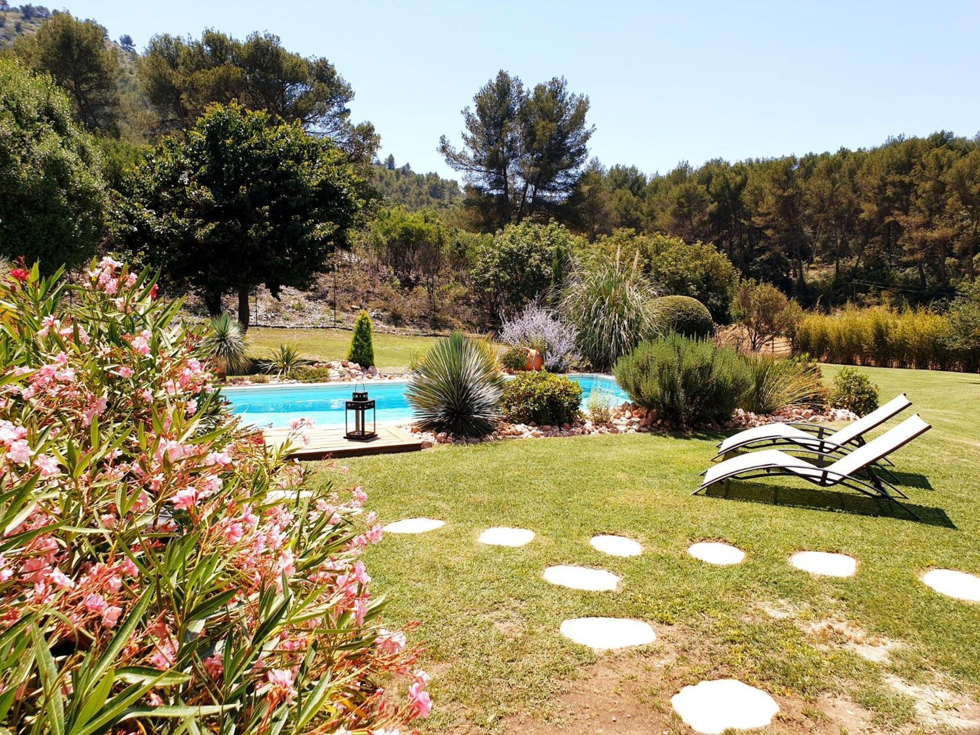 Les Prairies De Fenestrelle Spa & Piscine Au Calme Aubagne Exterior photo